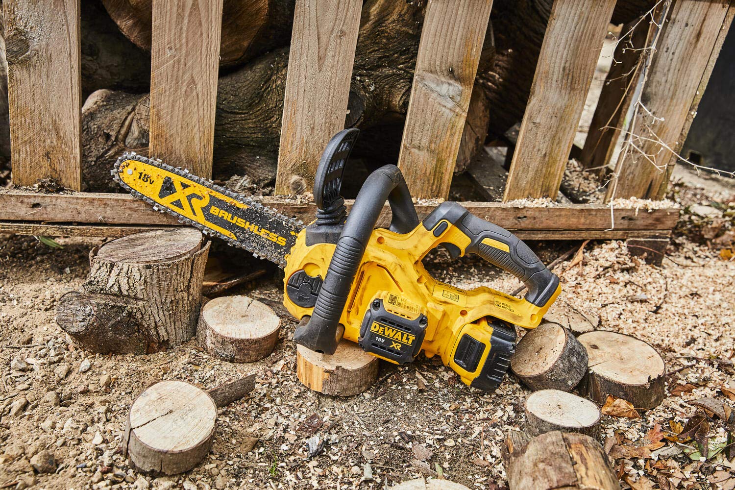 DeWALT DCM565P1 Motorsäge Schwarz  Gelb